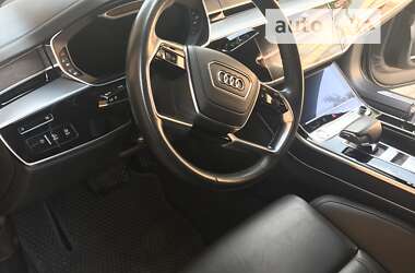 Седан Audi A8 2018 в Івано-Франківську