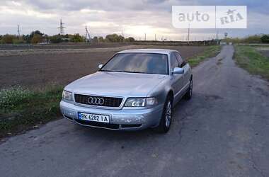 Седан Audi A8 1997 в Ровно