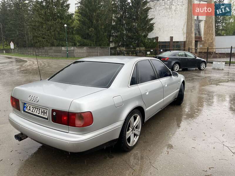 Седан Audi A8 1996 в Киеве