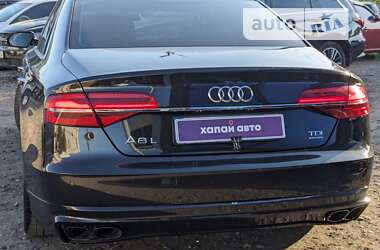 Седан Audi A8 2017 в Киеве