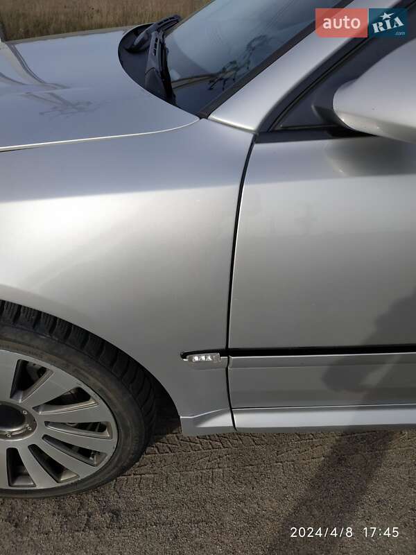 Седан Audi A8 2004 в Києві