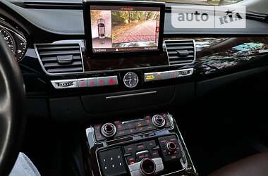 Седан Audi A8 2017 в Хмільнику