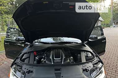 Седан Audi A8 2017 в Хмельнике