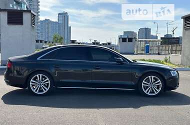 Седан Audi A8 2013 в Киеве