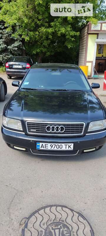 Audi A8 2001