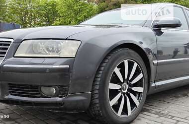 Седан Audi A8 2003 в Ровно