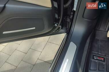 Седан Audi A8 2013 в Ужгороде
