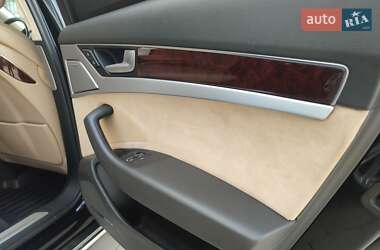 Седан Audi A8 2013 в Ужгороде