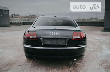 Седан Audi A8 2005 в Киеве