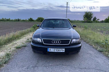 Седан Audi A8 1998 в Украинке