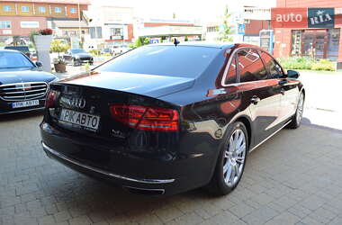 Седан Audi A8 2012 в 