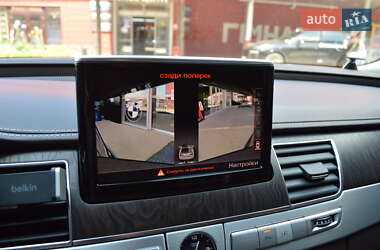 Седан Audi A8 2012 в 