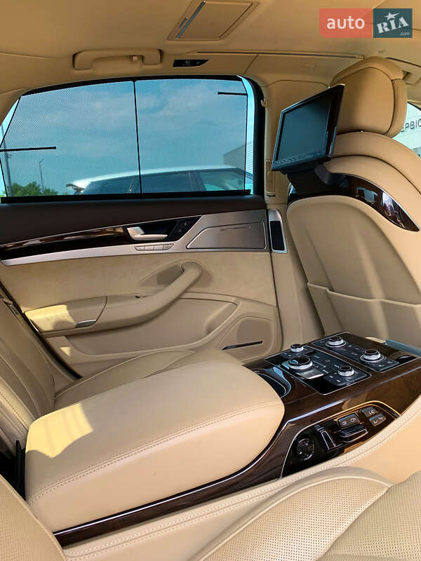 Седан Audi A8 2014 в Днепре фото 46 Седан Audi A8 2014 в Днепре