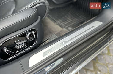 Седан Audi A8 2015 в 