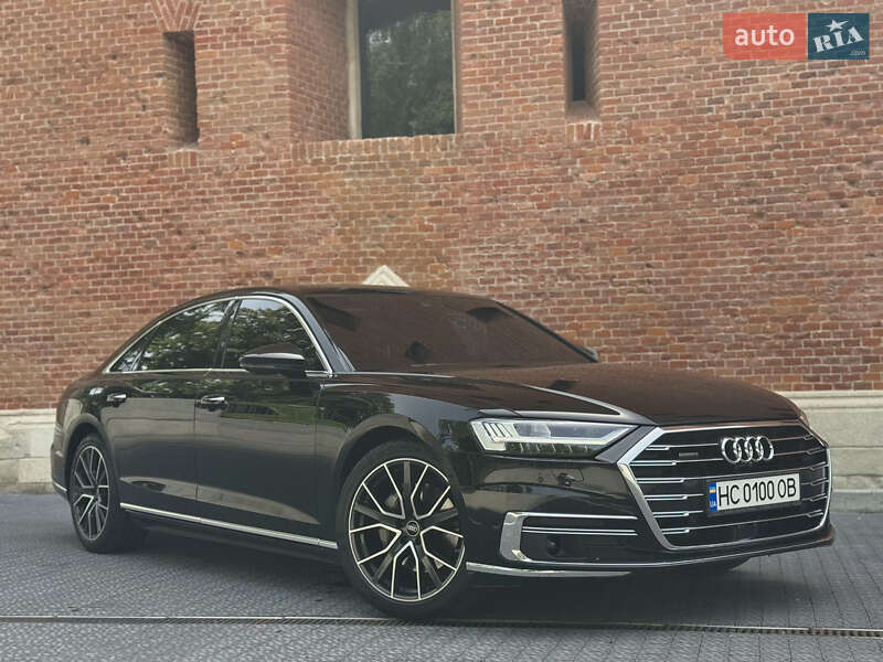 Седан Audi A8 2020 в Львові