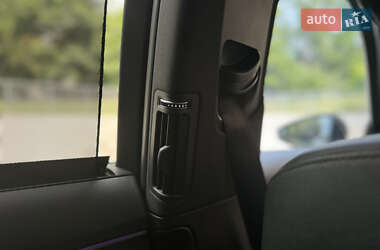 Седан Audi A8 2020 в Львові