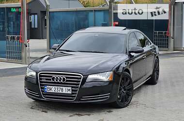 Седан Audi A8 2012 в Ровно