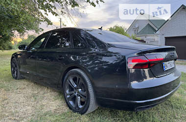 Седан Audi A8 2015 в Киеве