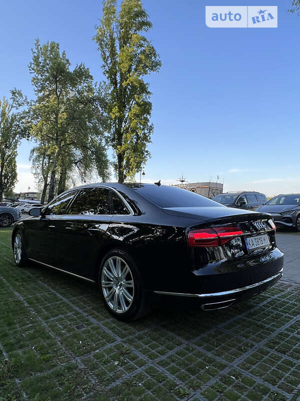 Audi A8 2014