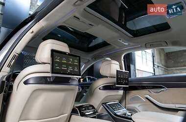 Седан Audi A8 2018 в 