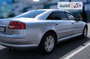 Седан Audi A8 2006 в Южному