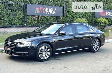 Седан Audi A8 2015 в Киеве