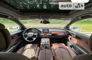 Седан Audi A8 2013 в 