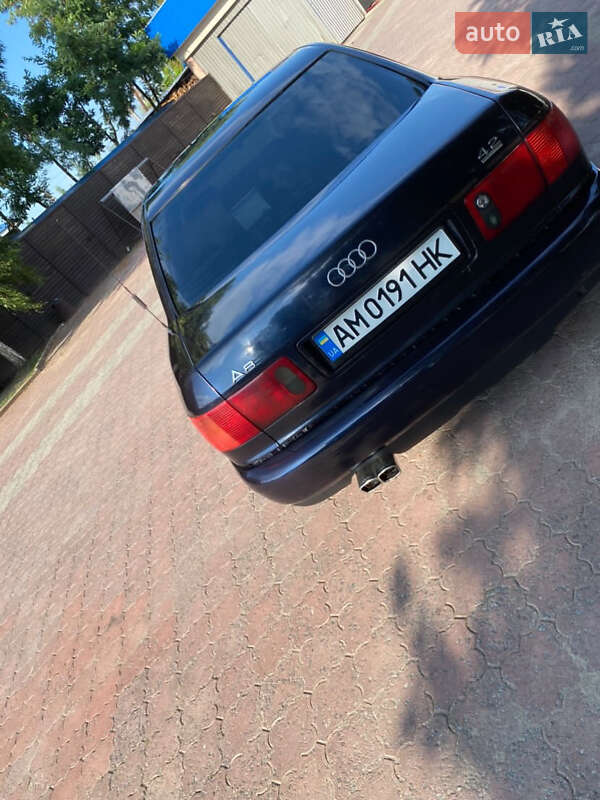 Audi A8 1995