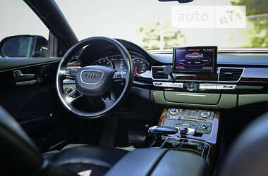 Седан Audi A8 2014 в Ковеле