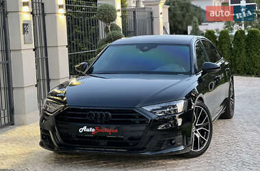 Седан Audi A8 2020 в 