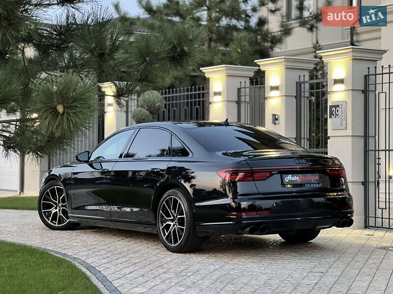 Седан Audi A8 2020 в Одессе