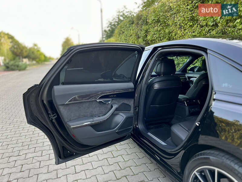 Седан Audi A8 2020 в Одессе