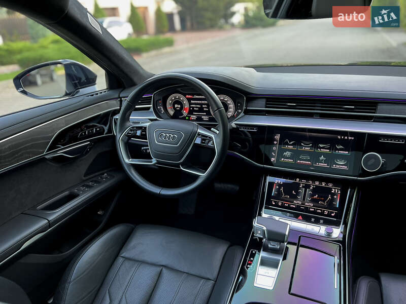 Седан Audi A8 2020 в Одессе