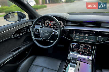 Седан Audi A8 2020 в 