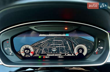 Седан Audi A8 2020 в 