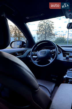 Седан Audi A8 2013 в 