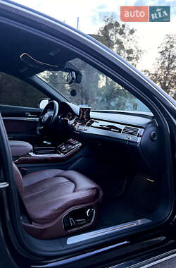 Седан Audi A8 2013 в 