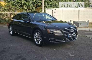 Седан Audi A8 2010 в Одесі