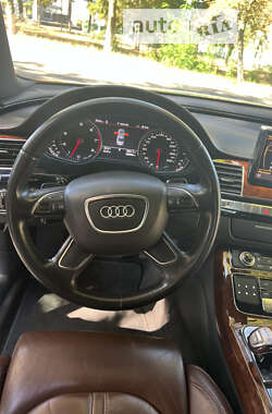 Седан Audi A8 2011 в Вінниці