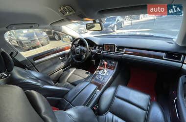 Седан Audi A8 2009 в Виннице