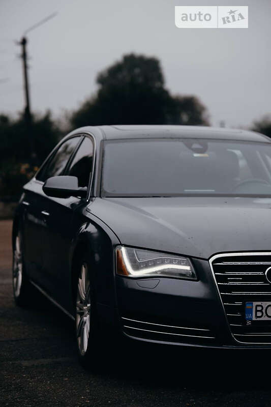 Седан Audi A8 2014 в Киеве