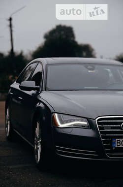 Седан Audi A8 2014 в 