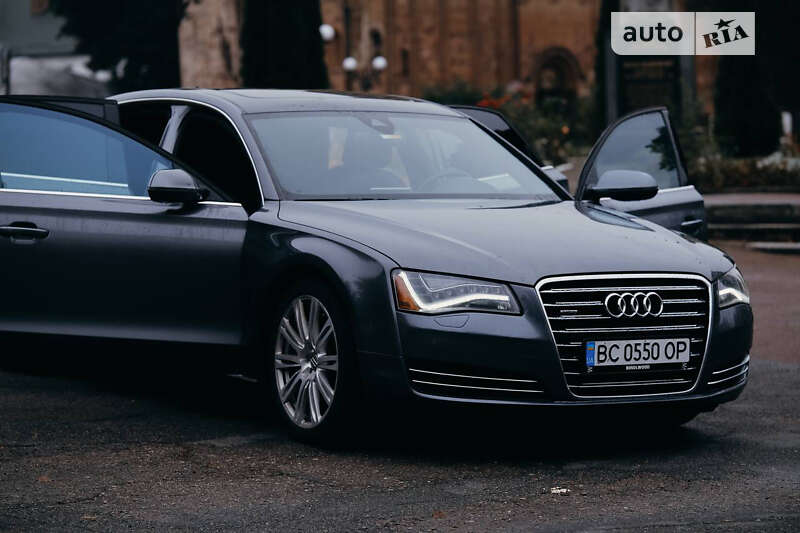 Седан Audi A8 2014 в Киеве