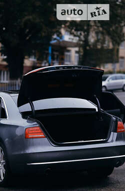 Седан Audi A8 2014 в 