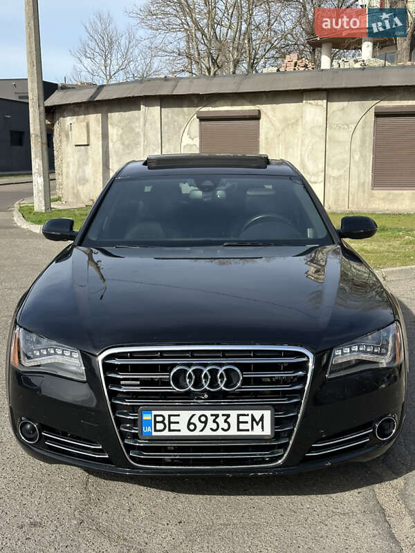Седан Audi A8 2013 в Миколаєві