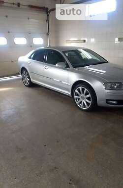 Седан Audi A8 2007 в Макарові