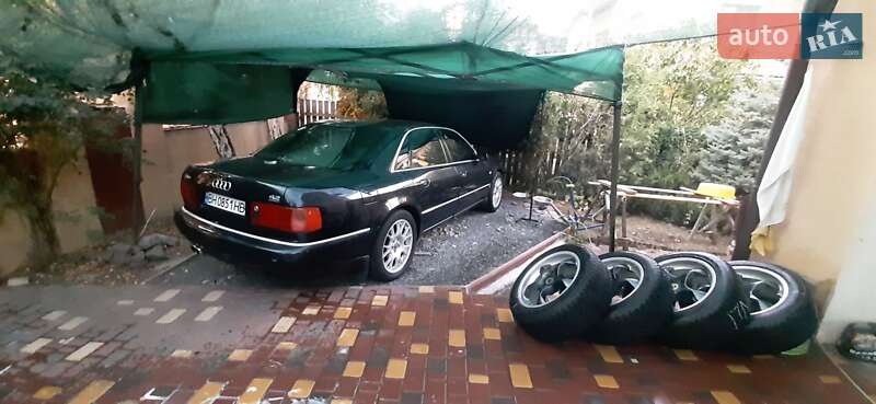 Седан Audi A8 2000 в Одессе