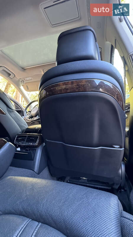 Седан Audi A8 2015 в Киеве фото 16 Седан Audi A8 2015 в Киеве