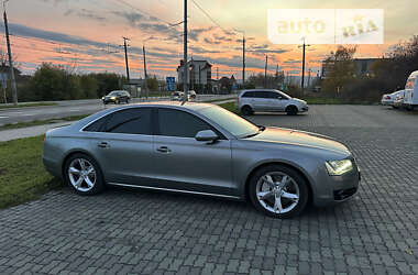 Седан Audi A8 2011 в Черновцах