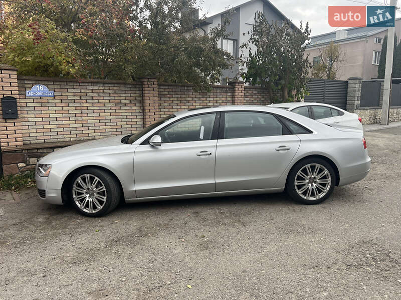 Седан Audi A8 2012 в Тернополе